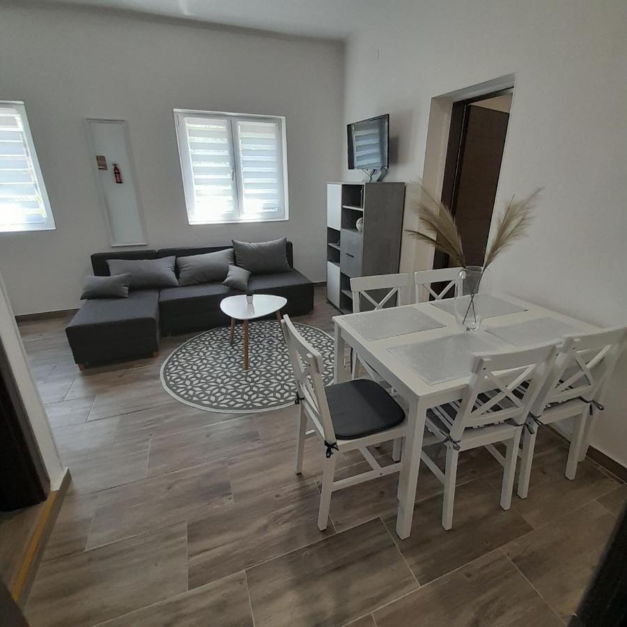 Apartmani Kekec Umag Exterior foto